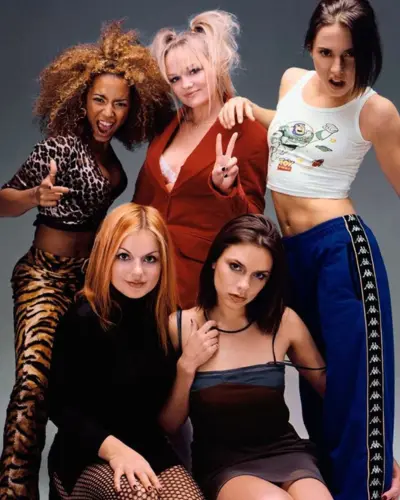 années 2000 mode tendance 2022 style Y2K mouvement Y2K spice girls